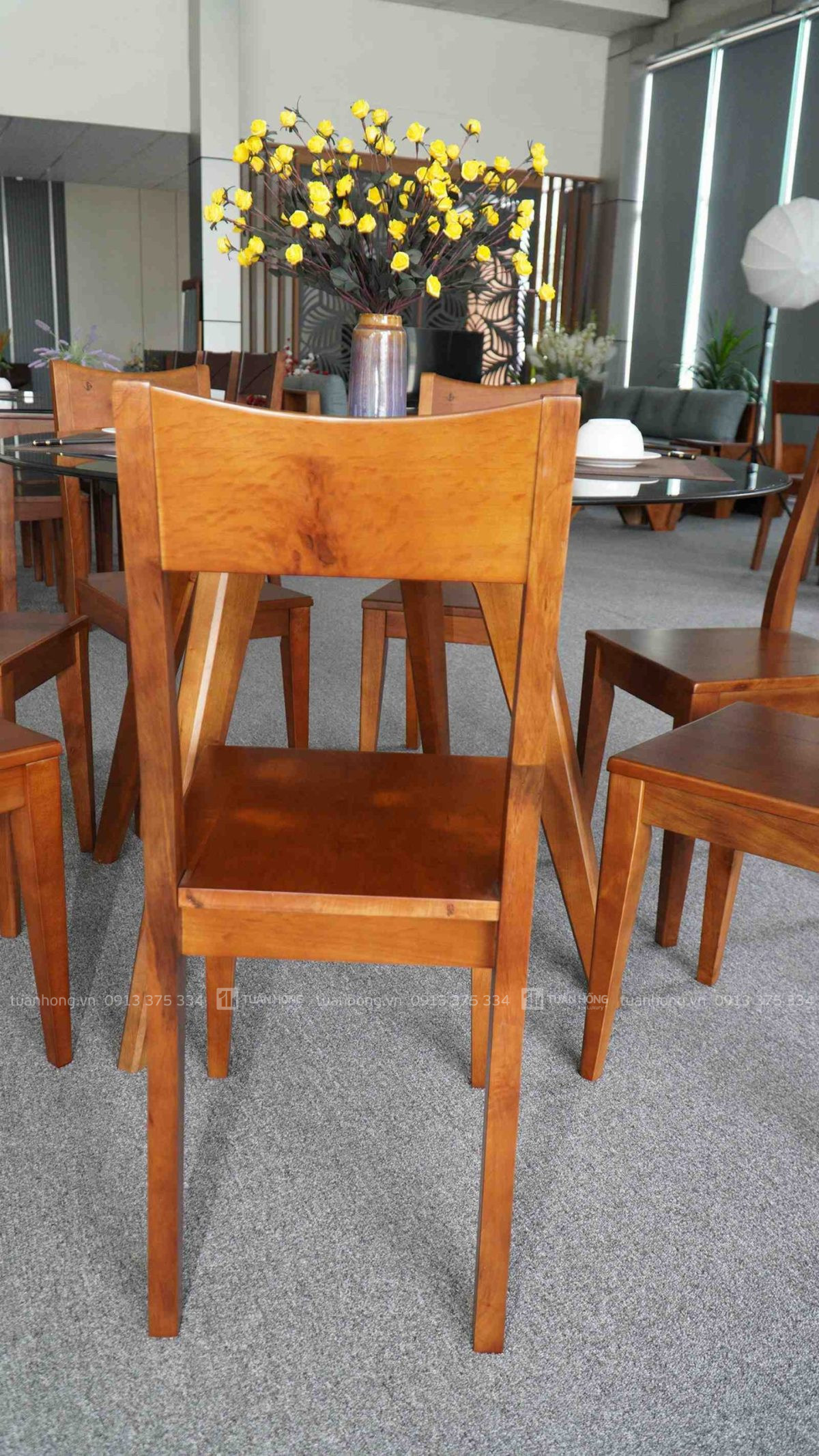 Bộ bàn ghế ăn gỗ tự nhiên VB 03 – bàn 1m4, 4 ghế, thiết kế nhỏ gọn, hiện đại, tiện dụng cho không gian bếp gia đình