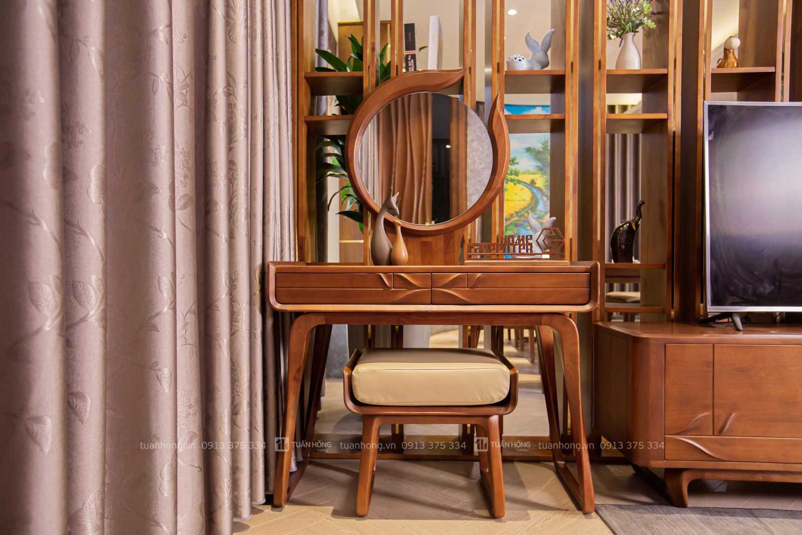 Bàn trang điểm gỗ tự nhiên Home Carpenter 03 – thiết kế nhỏ gọn, hiện đại, gương lớn, ngăn kéo tiện dụng