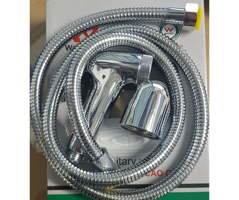Xịt vệ sinh inox 01 với dây dài 1.2m, bề mặt mạ sáng bóng, chống gỉ